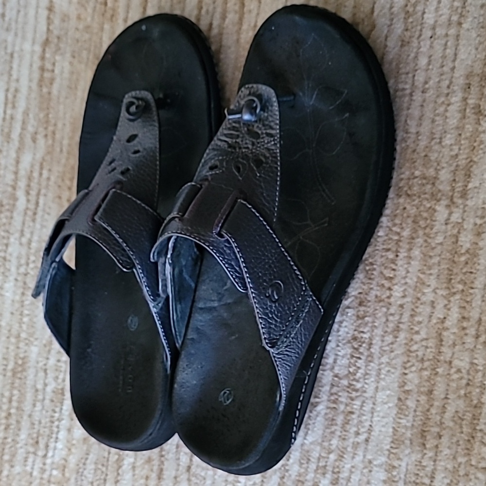Aravon sandals - Picture 3 of 5